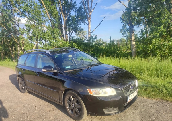 Volvo V50 cena 19000 przebieg: 259000, rok produkcji 2011 z Toruń małe 92